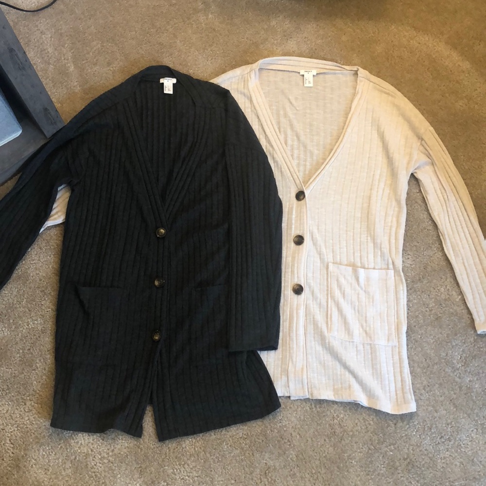 2️⃣ GREAT TO CROP!Cardigans Tortoise Shell Buttons - Picture 3 of 6